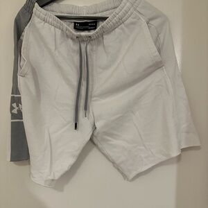 Under Armour Men's White Workout Sweat Shorts